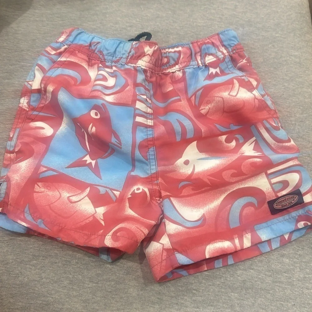 Vineyard Vines Fish Block Chappy Trunk  Little Boys' 5/6